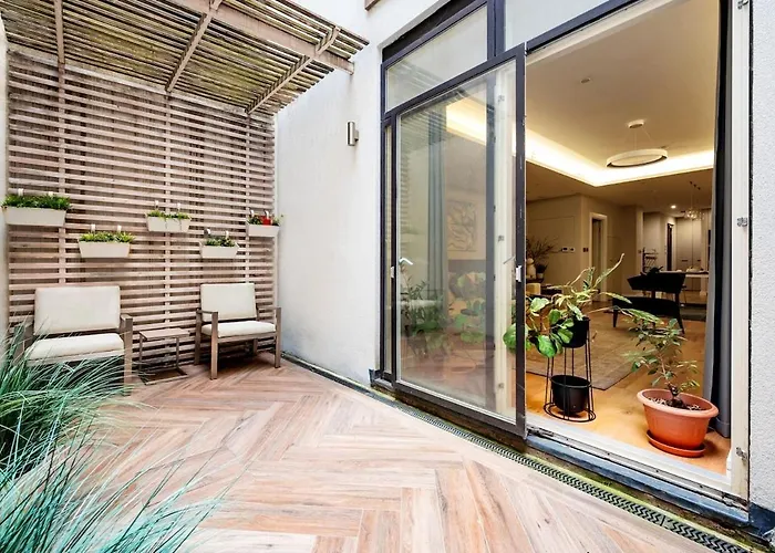 Three Bedroom, Leicester Square Duplex